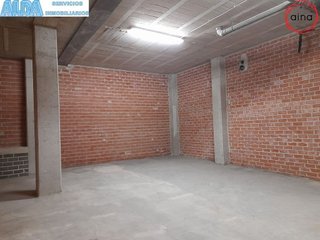 Local comercial en alquiler en Lezkairu en Pamplona