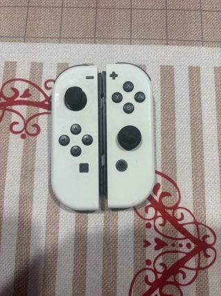 Nintendo Switch OLED Blanca + Caja + Funda