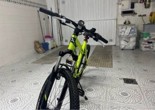 Bicicleta BTWIN Amarilla