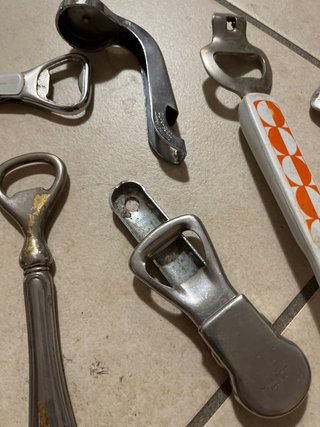Apribottiglia vintage assortiti