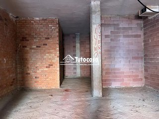 Local comercial en venta en Arco Norte - Avda. España en Dos Hermanas