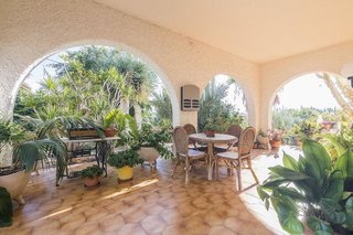 Chalet en venta en Peña de las Águilas en Elche