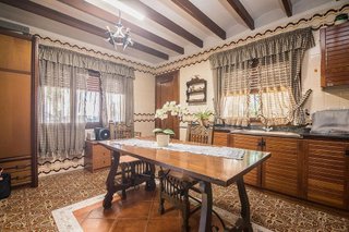 Chalet en venta en Peña de las Águilas en Elche