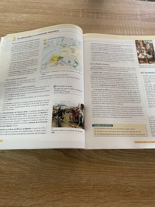 HE Historia de España : Bachillerato