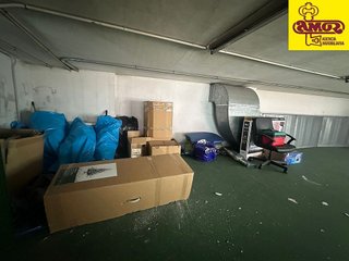 Garaje en venta en Ensanche - Sar en Santiago de Compostela
