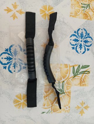 Agarrador para reposacabezas de coche