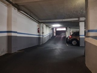 Garaje en venta en Milán - Pumarín - Teatinos en Oviedo