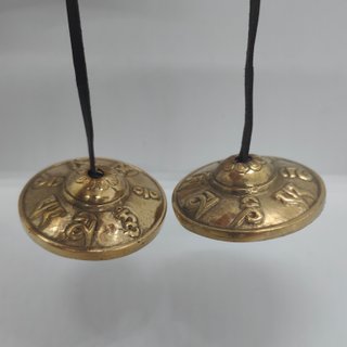 Piatti Tingsha Tibetani in Ottone con Mantra