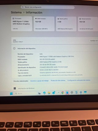 Lenovo IdeaPad 1 15" 16GB RAM 1TB SSD