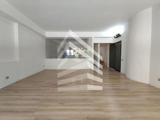 Oficina en alquiler en El Putxet i el Farró en Barcelona