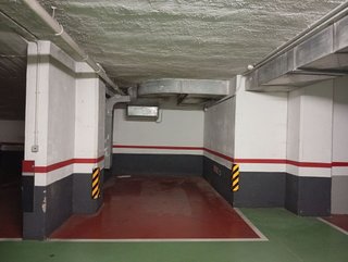 Garaje en alquiler en La Bozada – Parque Delicias en Zaragoza