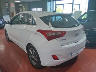 Hyundai i30 2016