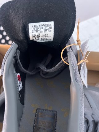 Adidas Suede Sneakers Grises