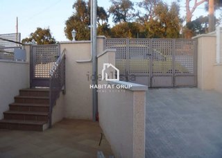 Casa adosada en venta en Aiguaviva Parc en Vidreres