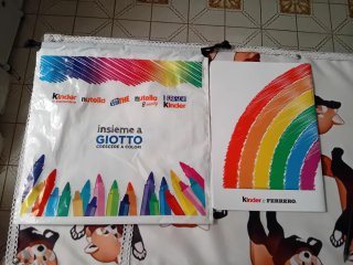 Kit Scuola Kinder e Ferrero Giotto 5pz