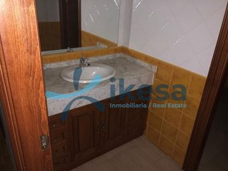 Local comercial en venta en Barrio Alto - San Félix - Oliveros - Altamira en Almería