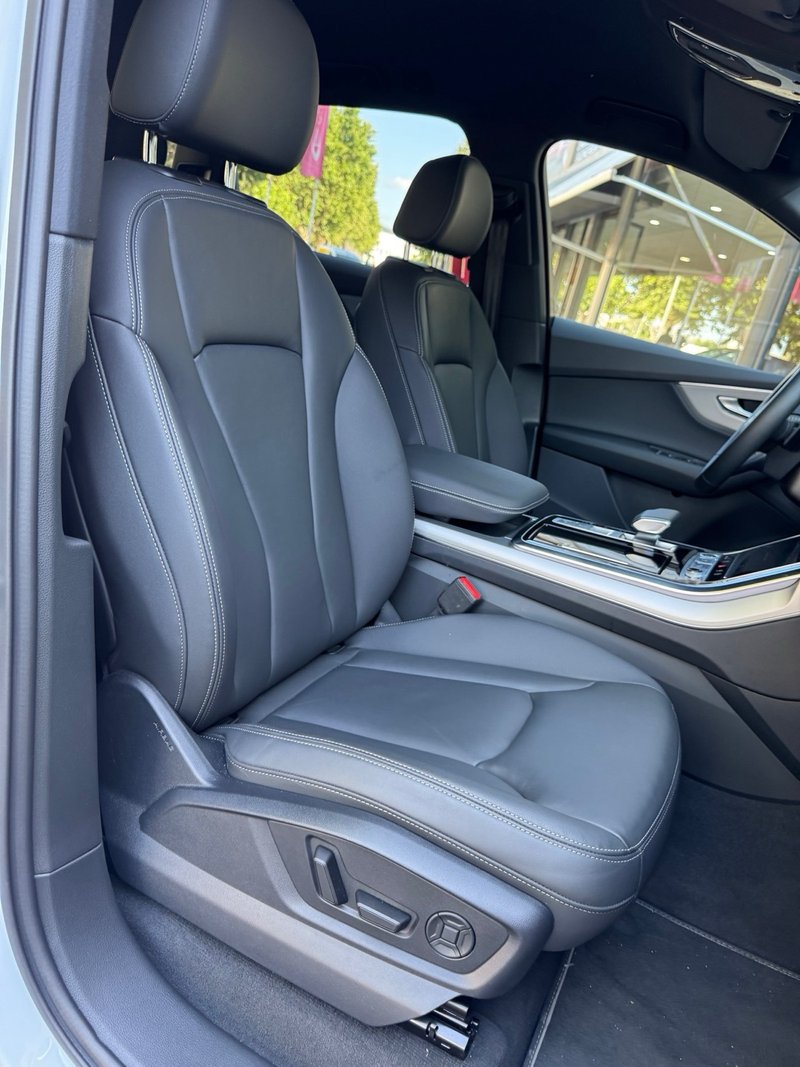 Audi Q7 2024, foto 13