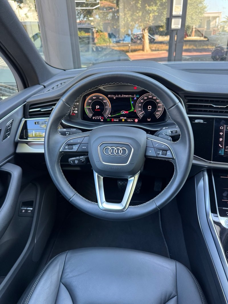 Audi Q7 2024, foto 18