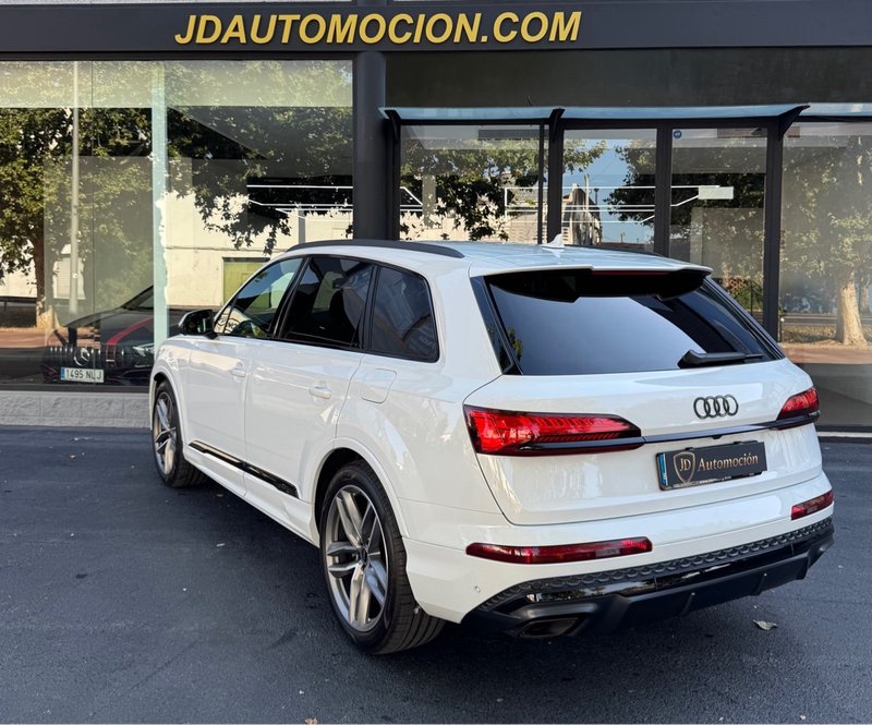 Audi Q7 2024, foto 2