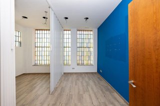 Local comercial en venta en Cervantes en Granada