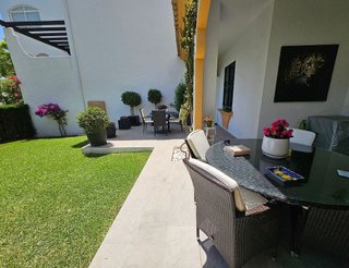 Piso en venta en Nueva Andalucía centro en Marbella