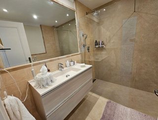 Piso en venta en Nueva Andalucía centro en Marbella