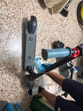 Patinete eléctrico de niño