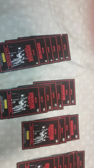 Colección Cartas Stranger Things Panini