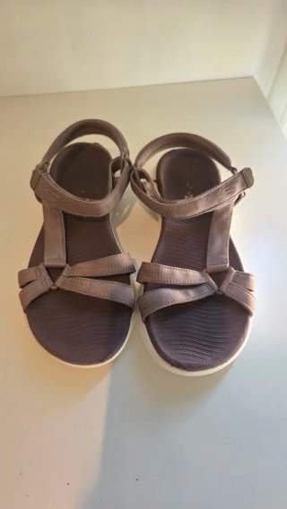 Sandalias Skechers Mujer Talla 36 Color malva