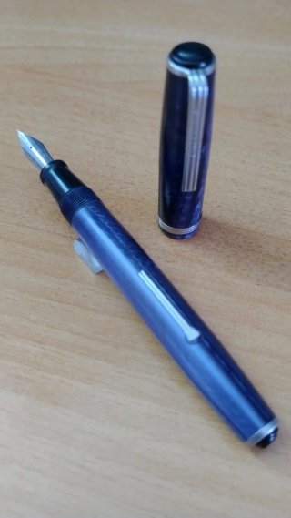 Esterbrook J Azul Pluma con plumín 2556 firm fine