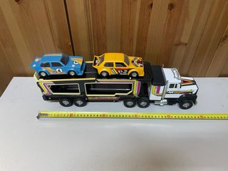 Camión Transportador Gozan Dallas