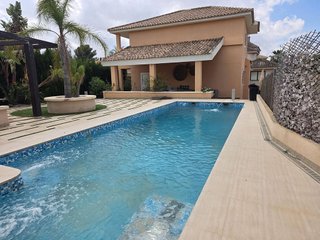 Chalet en venta en La Alcayna en Molina de Segura