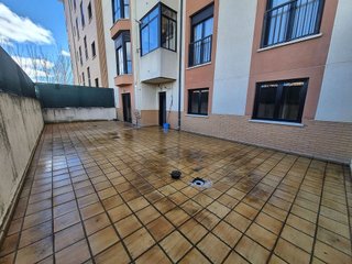 Piso en venta en Universidad en Ávila