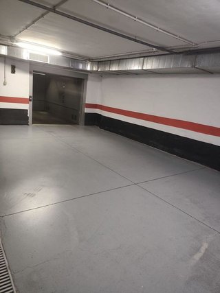 Garaje en venta en Santa Catalina - Canteras en Palmas de Gran Canaria(Las)