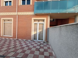 Local comercial en venta en Universidad en Ávila