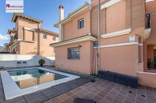 Chalet en venta en Huétor Vega