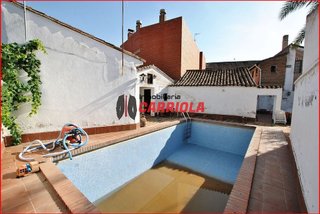 Casa adosada en venta en Fuensalida