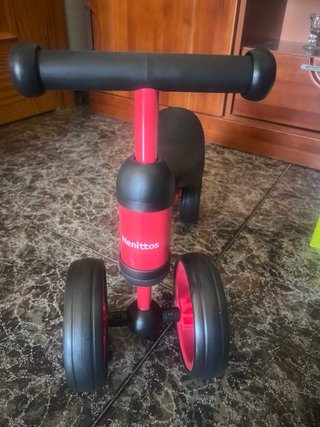 Bici de aprendizaje Juguettos roja