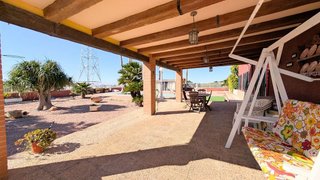 Chalet en venta en Peña de las Águilas en Elche