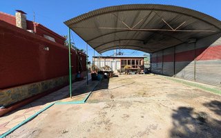 Chalet en venta en Peña de las Águilas en Elche