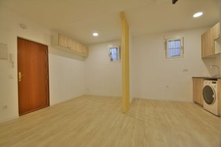 Estudio en alquiler en Pacífico en Madrid