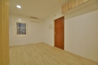 Estudio en alquiler en Pacífico en Madrid