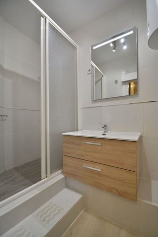 Estudio en alquiler en Pacífico en Madrid