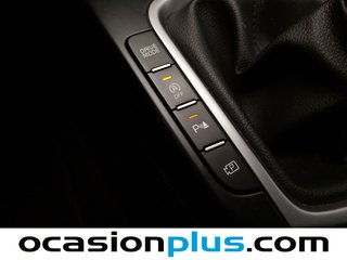 Kia Ceed 1.6 MHEV iMT Drive 100 kW (136 CV)