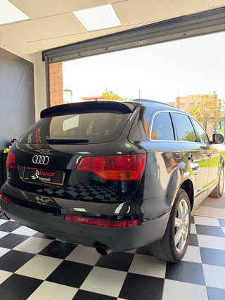 Audi Q7 3.0 TDI V6 233CV
