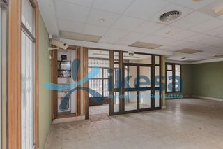 Local comercial en venta en Nueva Almería - Cortijo Grande - Vega de Acá en Almería