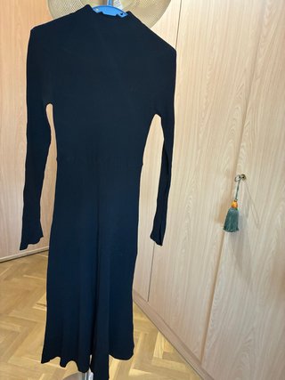 Vestido largo de punto negro