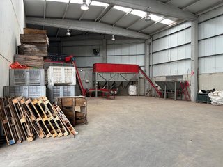 Nave industrial en venta en Melide