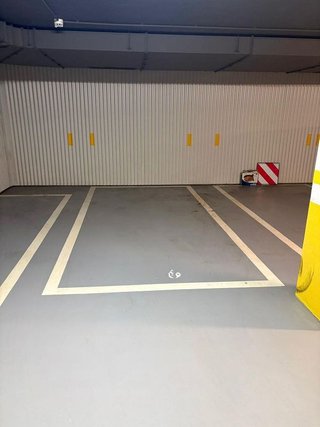 Garaje en venta en Areal – Zona Centro en Vigo