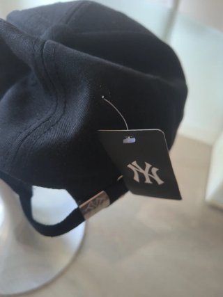 Gorra NY Unisex Negra Sin Estrenar
